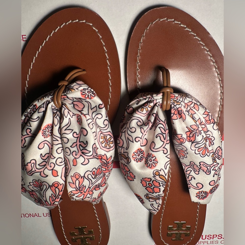 Tory Burch Hicks Garden Print Satin Carson Thong Sandals Size 6.5